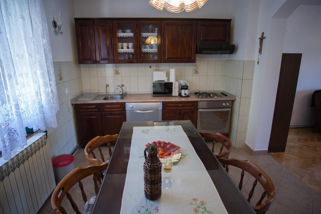 Apartment Bibo Grubine Luaran gambar