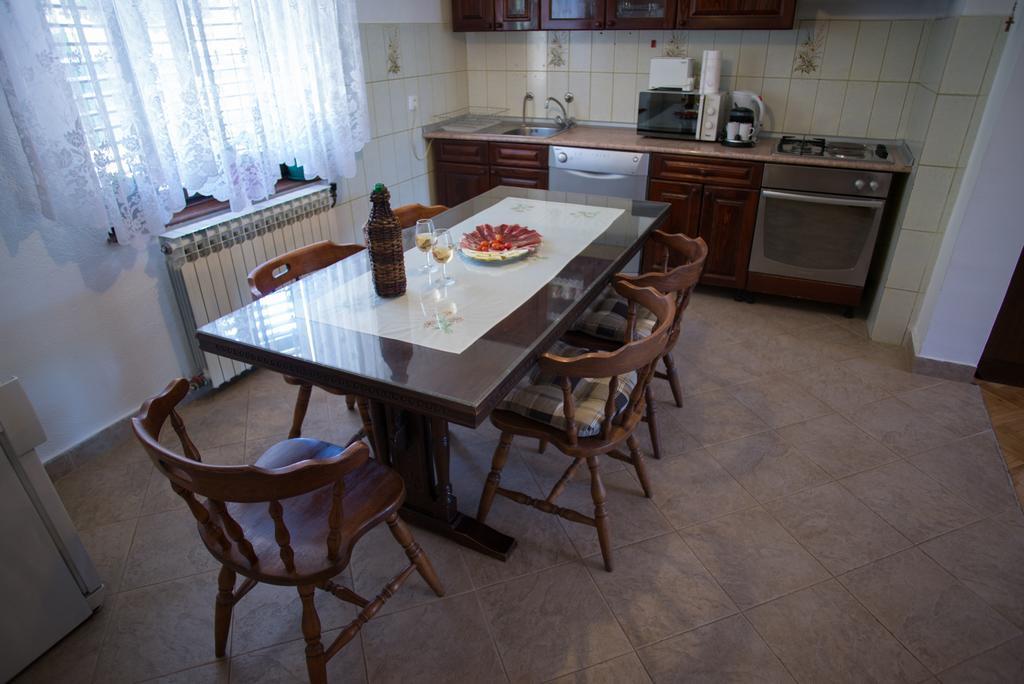 Apartment Bibo Grubine Luaran gambar